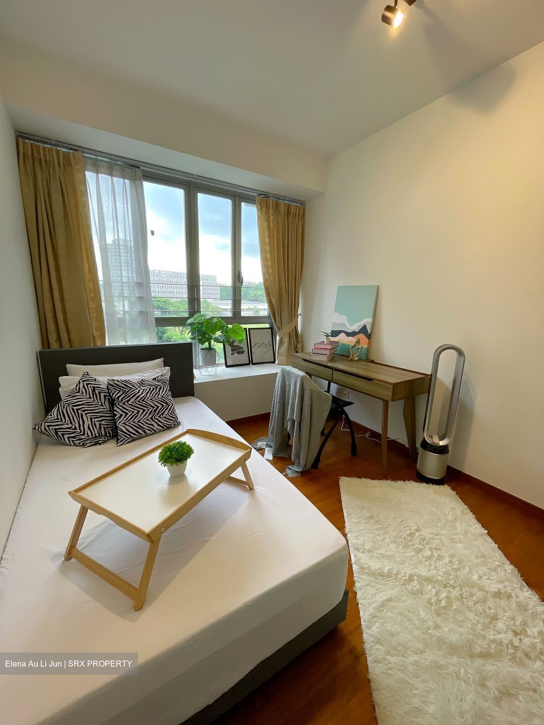 Grandeur 8 (D20), Condominium #588175091